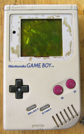 Broken Gameboy - My Old Crap